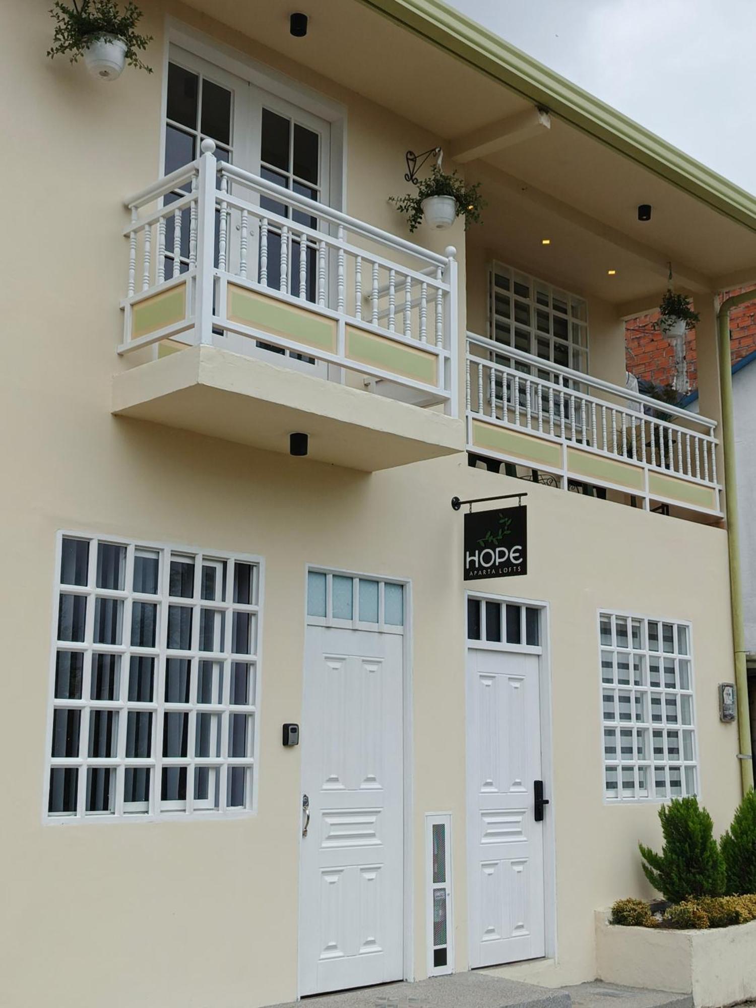Hope Aparta Lofts